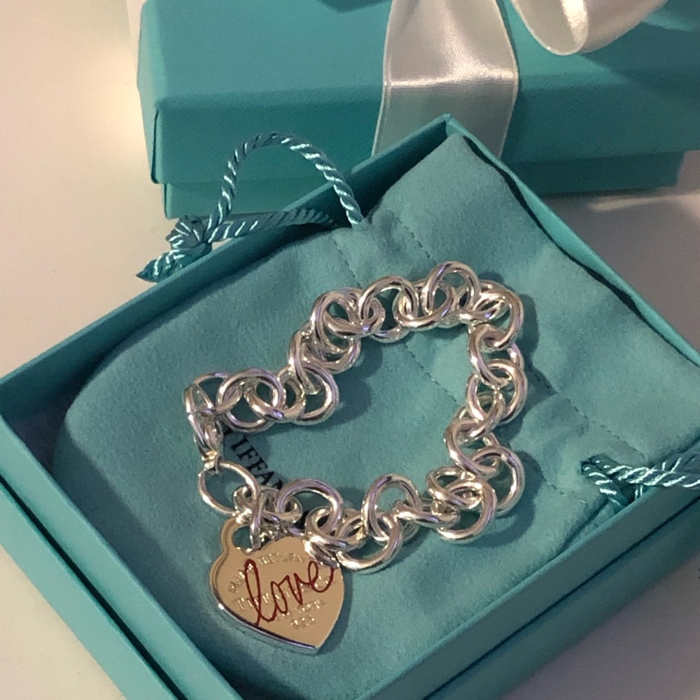 Tiffany & Co: “Love” Return to Tiffany Bracelet